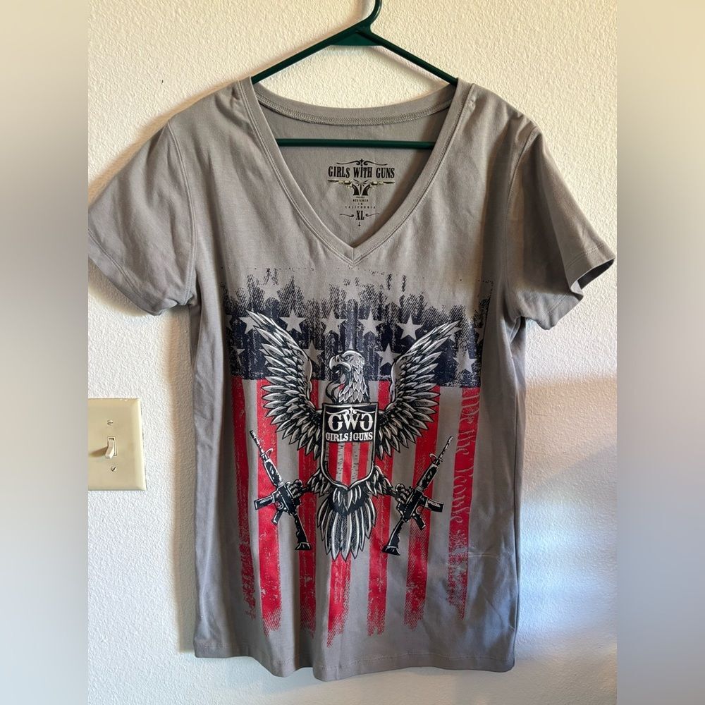 Girls With Guns Women's XL T Shirt Gray Short Sleeve Eagle We The People